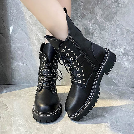 ™Bikerboots med nitar och robust sula