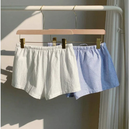 ™ Luftiga sommarshorts (vita och blårandiga)