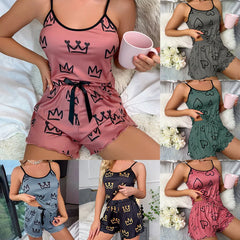 ™Satinpyjamas “Royal Mood” – Rosa med krontryck
