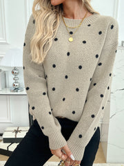 ™Hyggeprikk – myk strikkegenser med prikker i varm beige