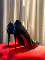 Elegante Svarte Lakkpumps med Rød Såle – Høye Hæler